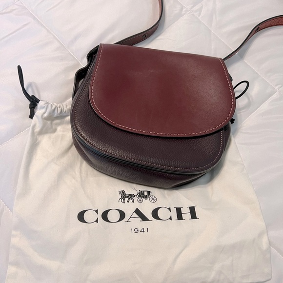 Coach Crossbody Bag - Picture 1 of 8